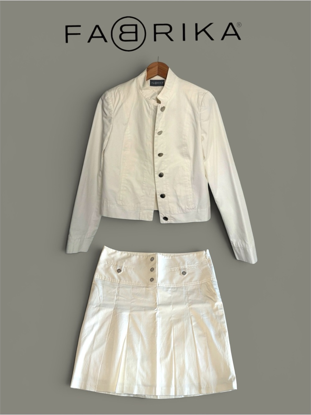 FABRIKA Ivory White Co-ord Set / Two-Piece Skirt Set with Cropped Jacket - Picture 2 of 15